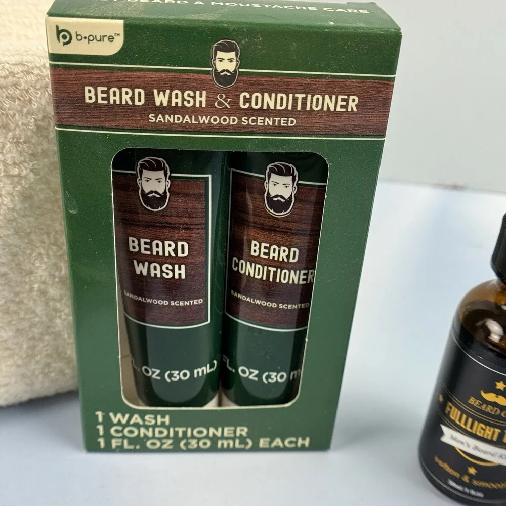 Beard Care Set with Wash Conditioner Oil Beard Trimming Cape Comb Lot of 5 New